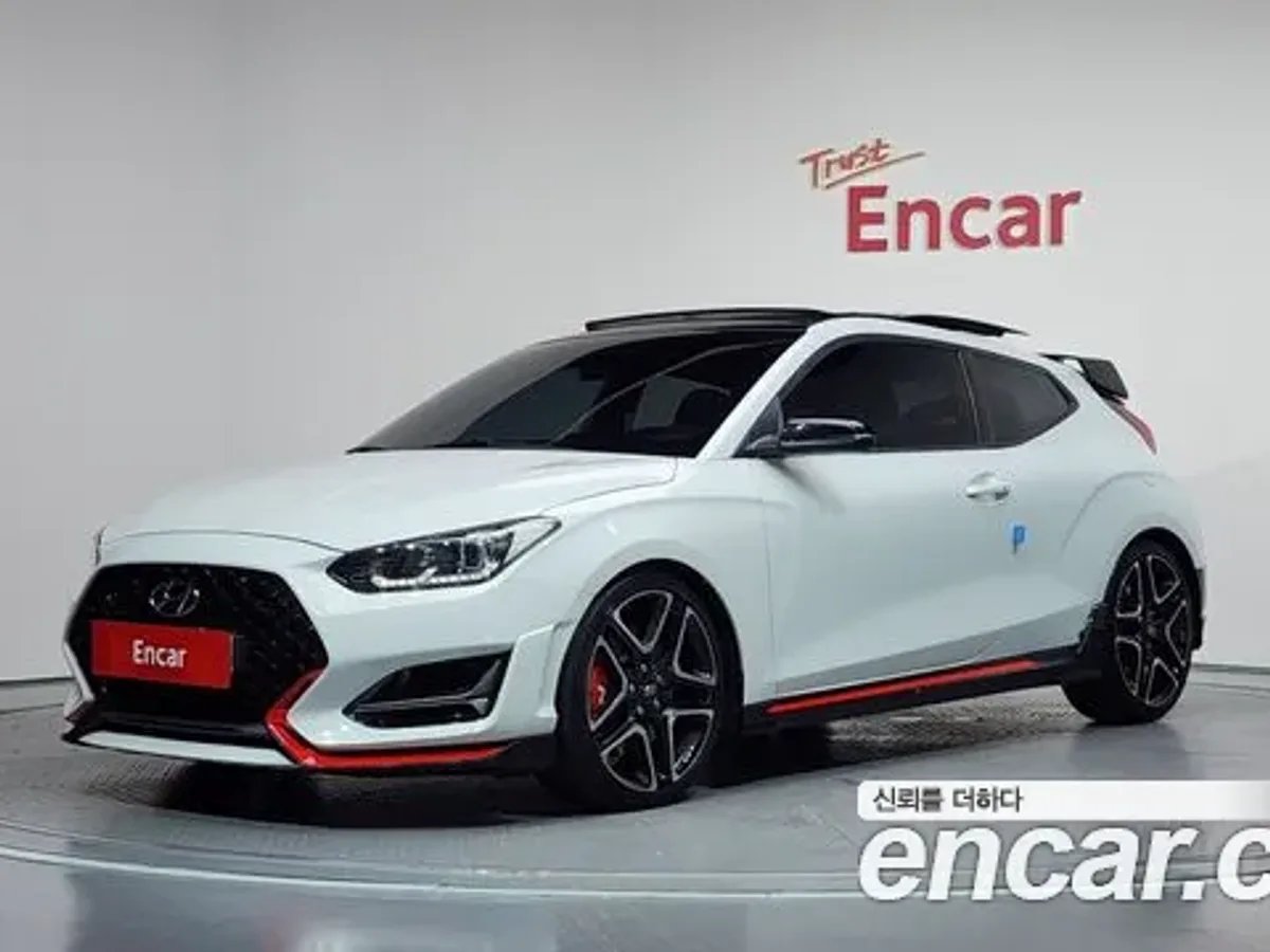 Hyundai Veloster — تك توب