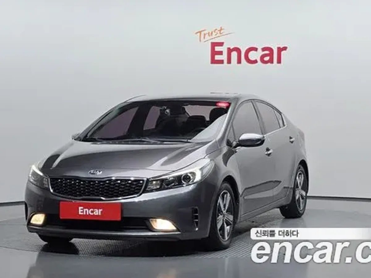 KIA K3 — تك توب