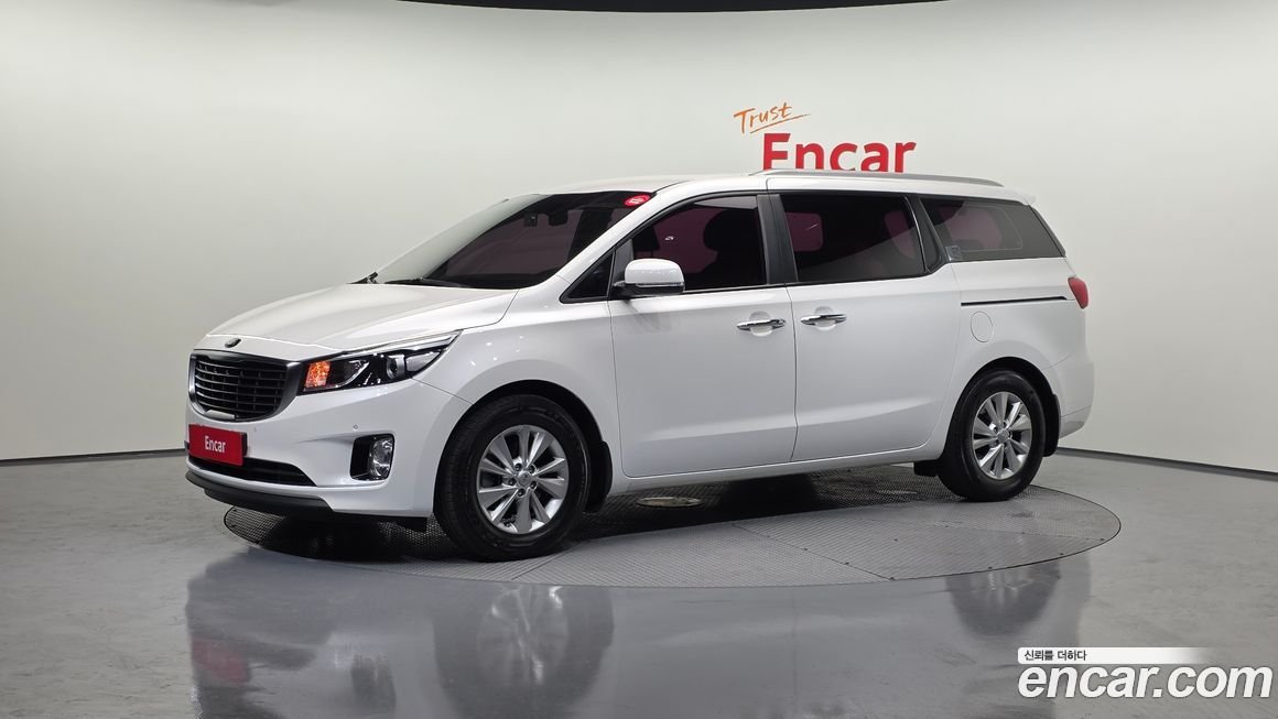 KIA Canival