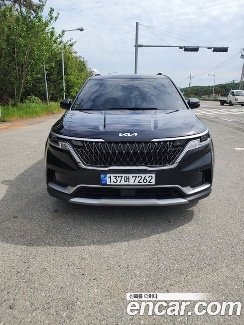 KIA Canival
