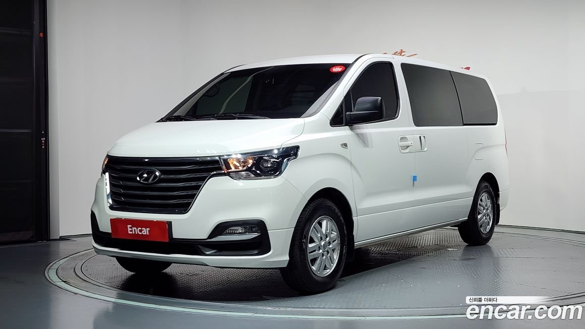 Hyundai Starex